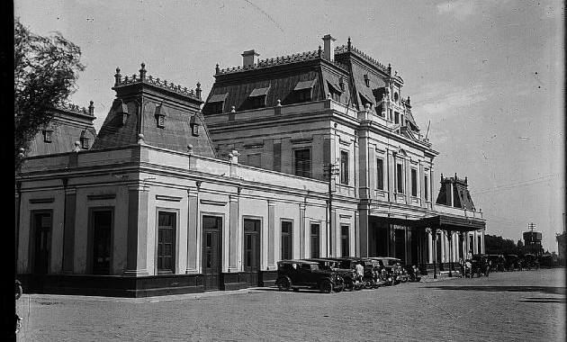 «Memorias de San Luis en imágenes» en la Escuela Normal