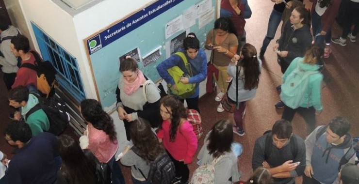 Información para alumnos adjudicados a becas