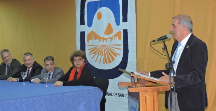 Entregaron medallas en reconocimiento al trabajo en Villa Mercedes