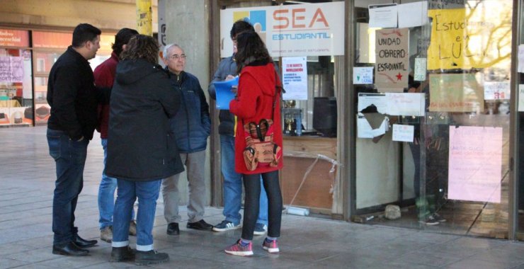 La Universidad aseguró que pagará el sueldo de agosto