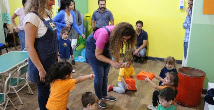 Alrededor de 90 alumnos iniciaron sus clases en el Jardín Maternal