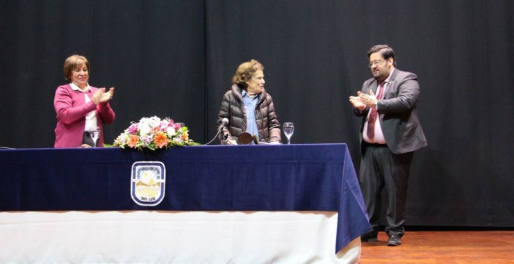 Janine Puget recibió el Doctorado Honoris Causa de la UNSL