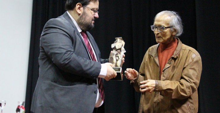 Lidio Sotomayor recibió el premio Polo Godoy Rojo