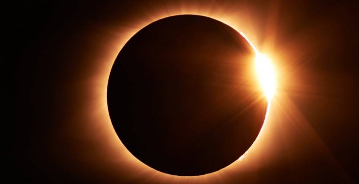 Disertarán sobre el eclipse de sol del 2 de julio