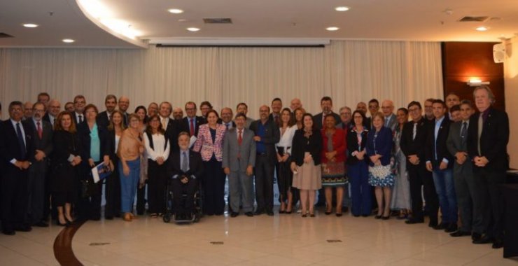 La asociación brasileña de Rectores emitió la «Carta de Vitória»