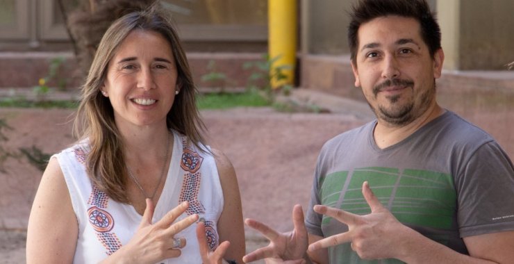 Crean señas que fortalecen la enseñanza de la química para hipoacúsicos