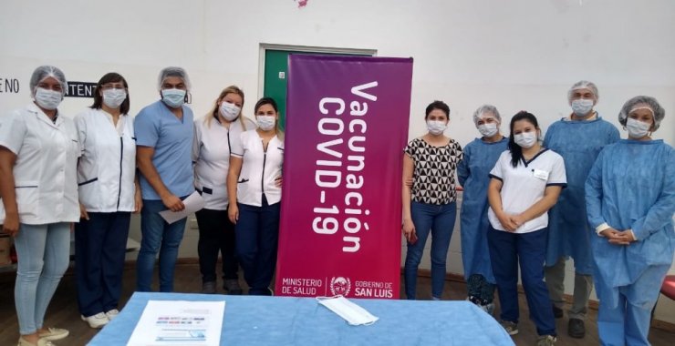 Voluntarios de la UNSL participaron en la Campaña de Vacunación contra el COVID-19