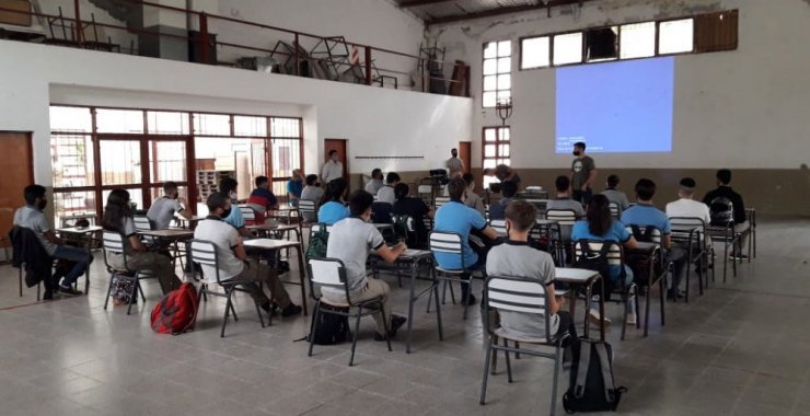 La UNSL implementa un sistema eólico en el paraje rural Guanaco del Morro