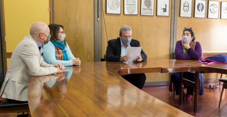 Convenio con universidades de Brasil y Francia en el campo de la comunicación