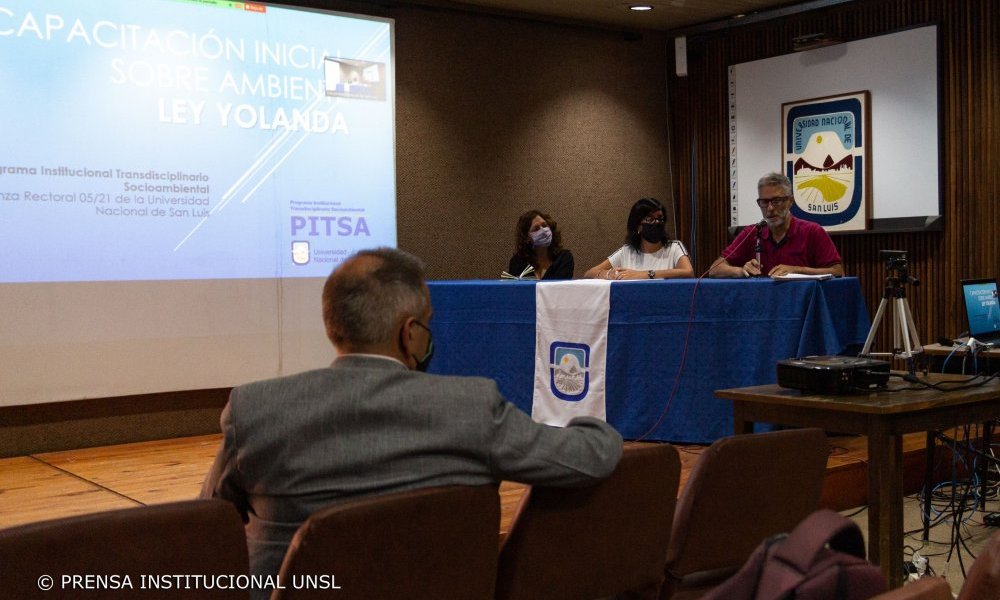 Autoridades de la UNSL se capacitaron sobre la Ley Yolanda
