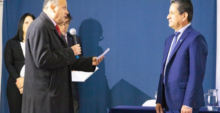 Néstor Castro asumió como Rector de la Escuela Normal