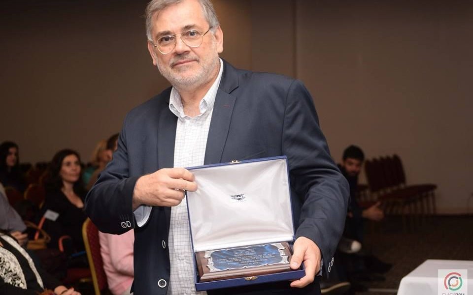 El Dr. Hugo Klappenbach fue reconocido por instituciones internacionales
