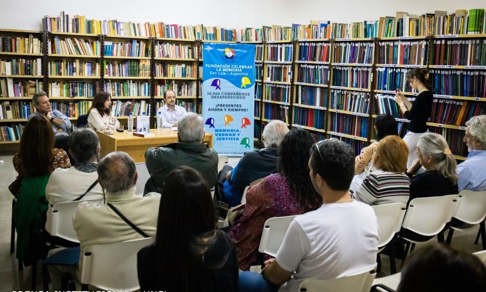 Presentaron el libro: «Democracia y Terrorismo de Estado en la Argentina»