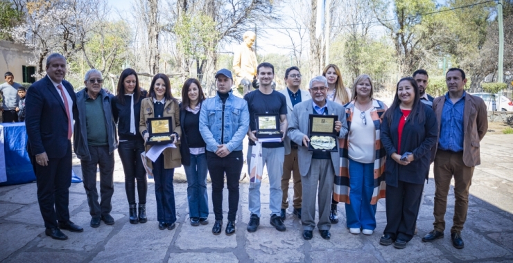 La UNSL otorgó distinciones en defensa de la educación pública