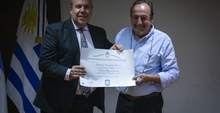 Humberto Tommasino recibió el Doctorado Honoris Causa de la UNSL