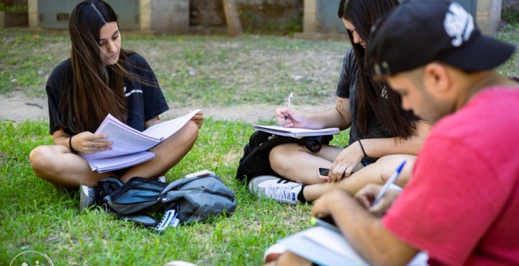 Seis Facultades prorrogan las preinscripciones online