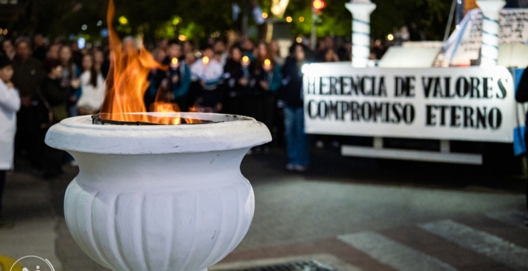 109 ediciones renovando el compromiso con la patria y con la identidad normalista