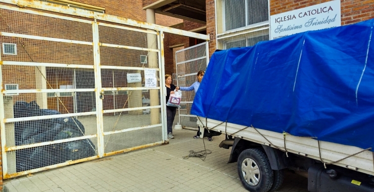 UNSL solidaria: entregaron las donaciones a Bahía Blanca