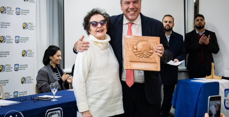 La Asociación Civil PIRCAS recibió el Premio Alberto Puchmüller