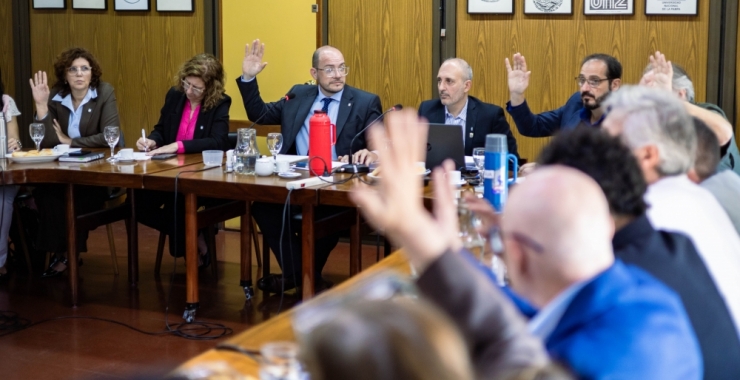 Aprobaron la nueva estructura de gestión y de comisiones asesoras del Consejo Superior