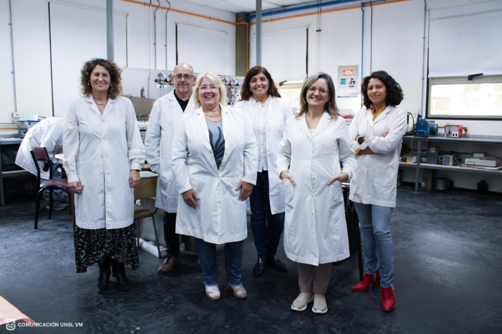 Equipos y Reacción, dos laboratorios para tareas experimentales