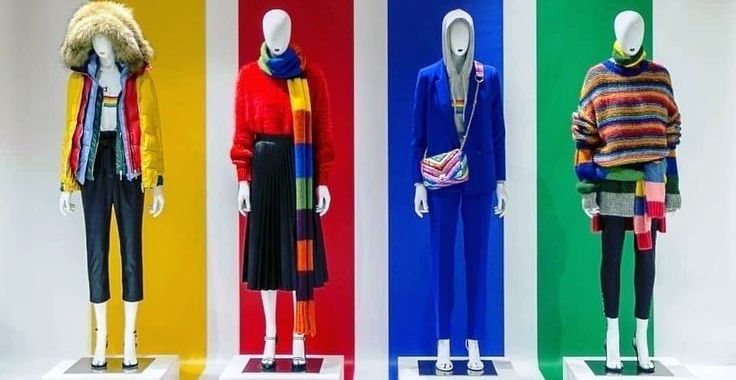 El arte de diseñar escaparates para potenciar la interacción con el cliente