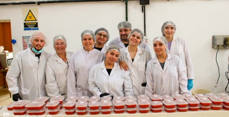 Producen mermeladas para donar a comedores de Villa Mercedes