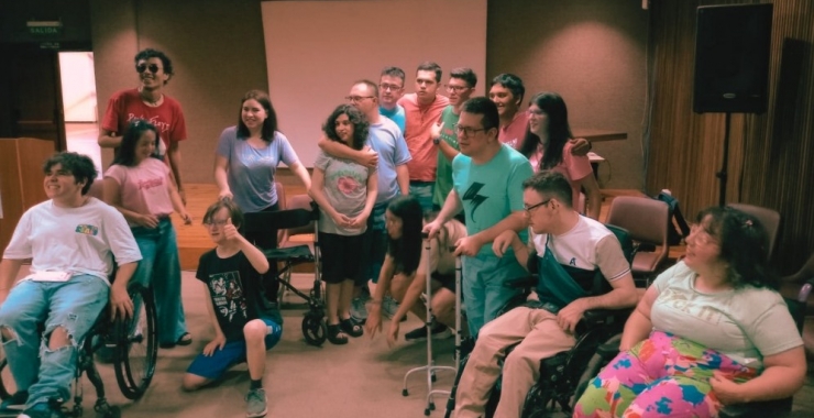 El taller de teatro para personas con discapacidad presenta «UMBRAL»