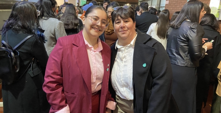 La universidad pública como bandera: madre e hija se graduaron el mismo día en la UNSL