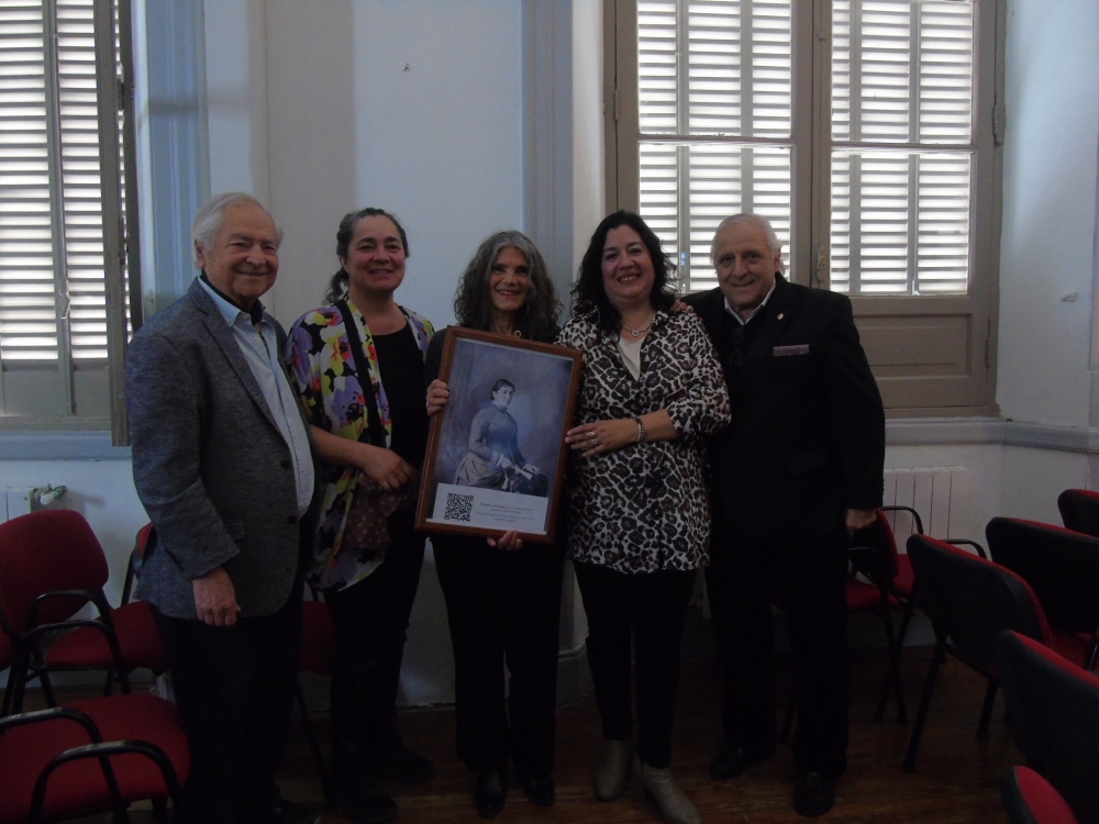 Imagen relacionada con La UNSL homenajeó a Enriqueta Lucio Lucero en el Centro Educativo «Paula Domínguez de Bazán»