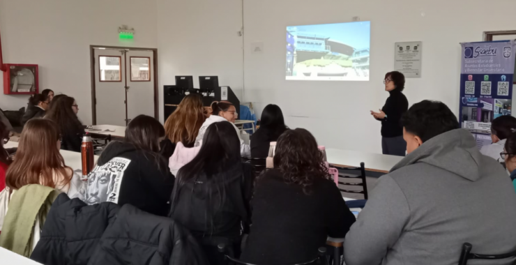 Salud mental y bienestar emocional en estudiantes universitarios